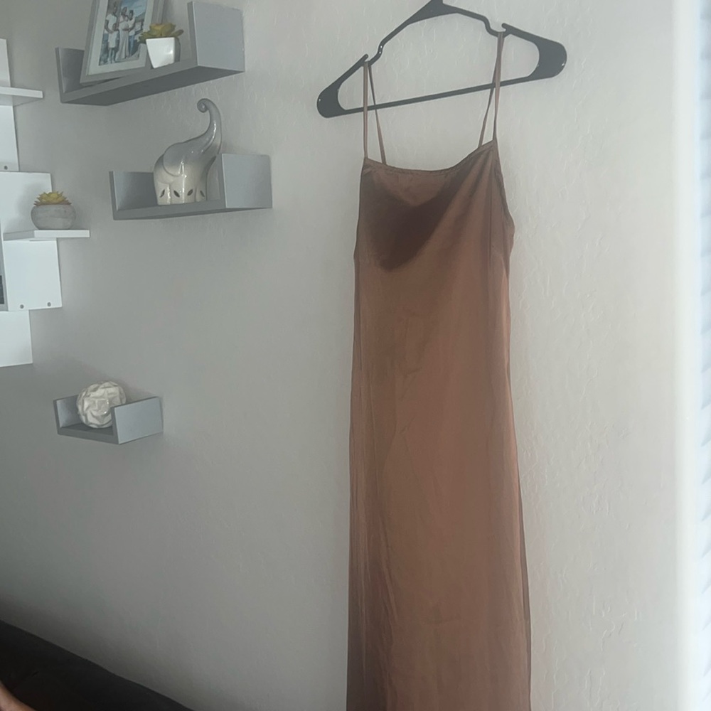 Brown dress 🥥🦂